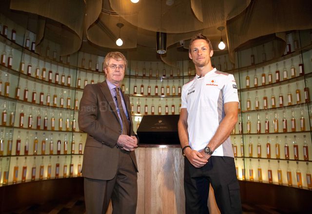 john walker & sons x麦拿伦车队限量版威士忌